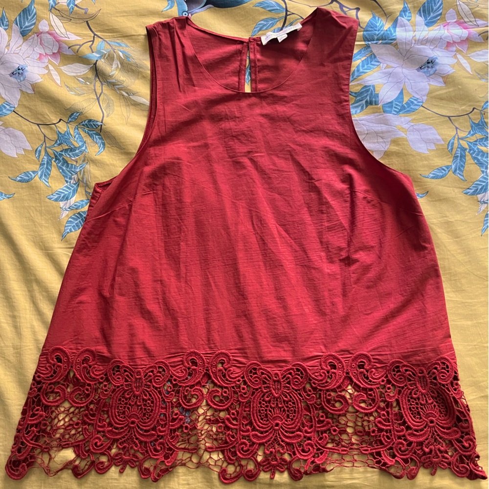Penelope Rose Size L, russet tank top with rich embroidered lace trim. Cotton.